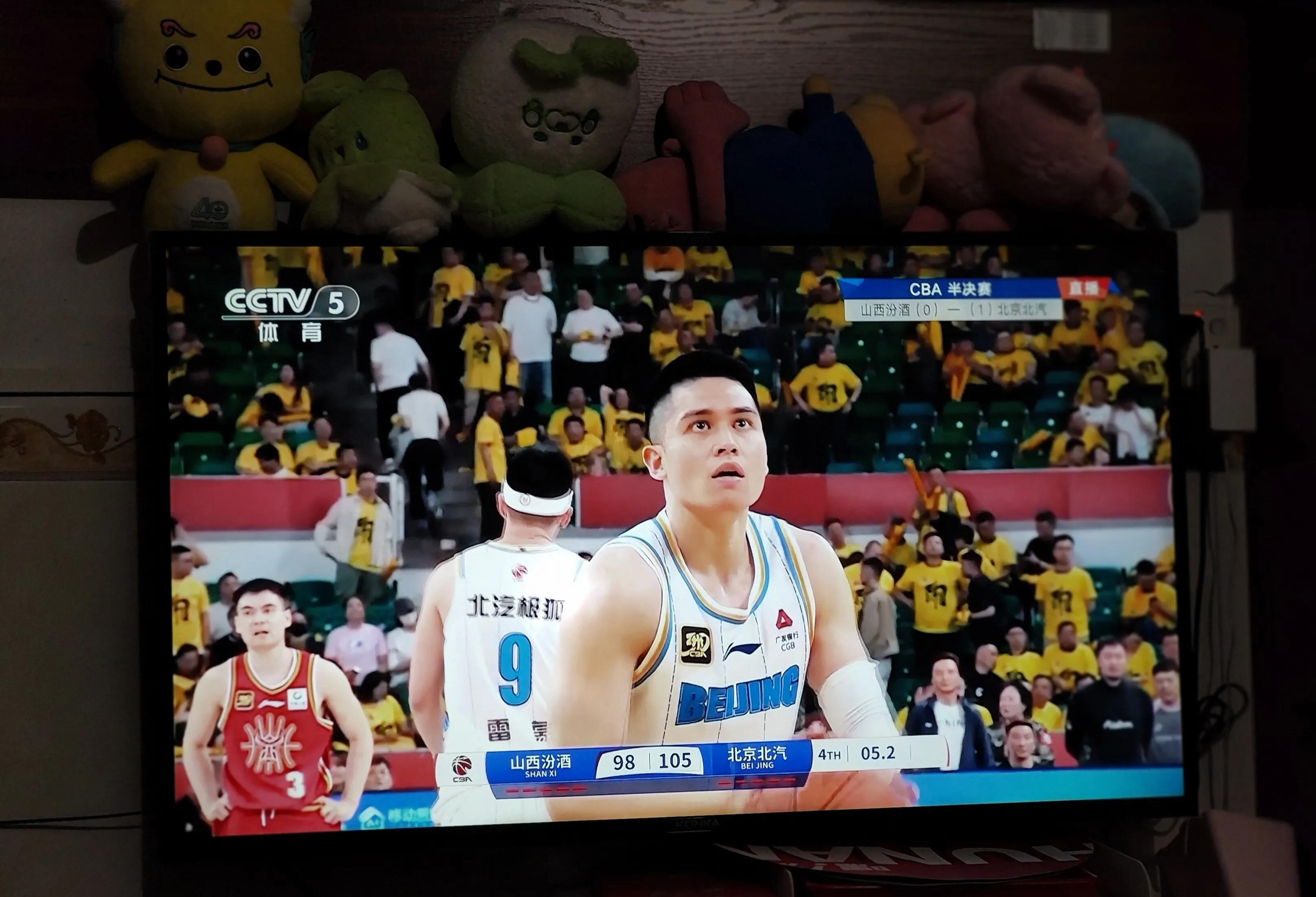 CBA常规赛国际比赛日走向成谜，尼斯伤情更新，更衣室稳定，赛季目标并未改变的简单介绍